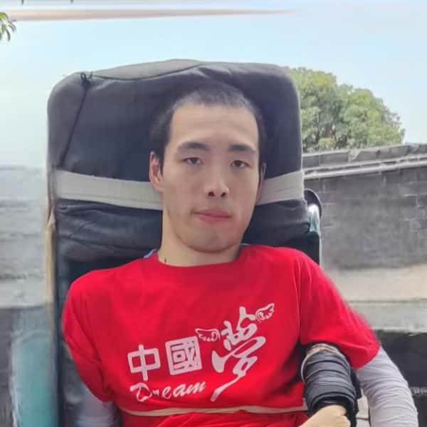 湖南30岁单身帅哥真诚找对象-郴州征婚相亲网