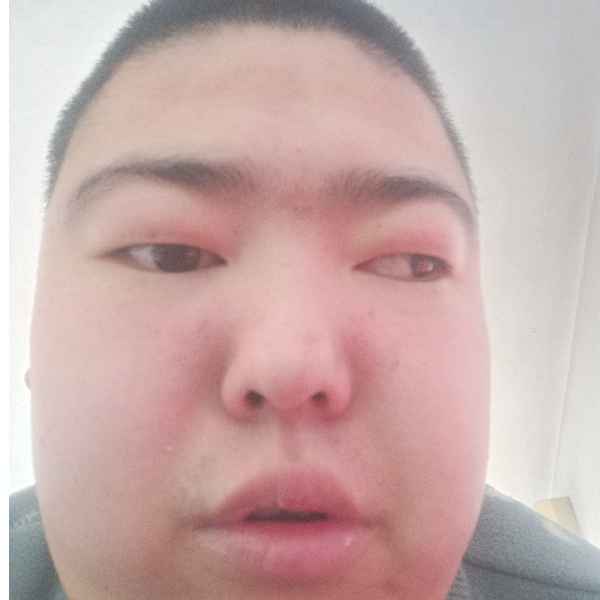24岁岁内蒙古单身帅哥 - 郴州吉缘网