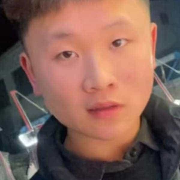 22岁岁河南单身帅哥 - 郴州吉缘网