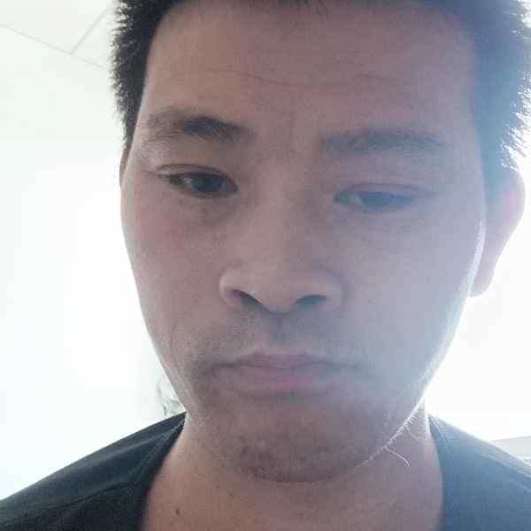 42岁岁重庆单身帅哥 - 郴州吉缘网